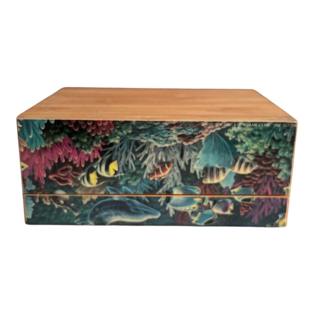 Vintage Cedar Dolphin Reef Wooden Keepsake Box Panama City Beach Florida Souveni - Picture 5 of 6